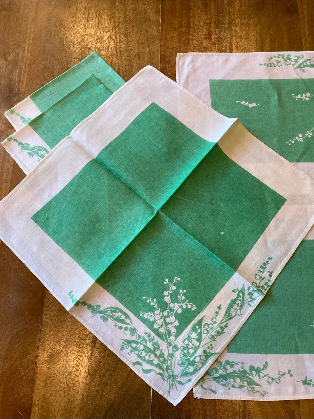 Mid-century 2 Placemat 4 Napkin Set Green White Floral Linen‎ Blend Cottagecore